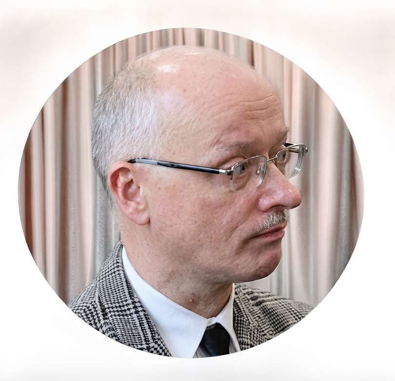 Apeiron Mgr Robert Bzwowkski